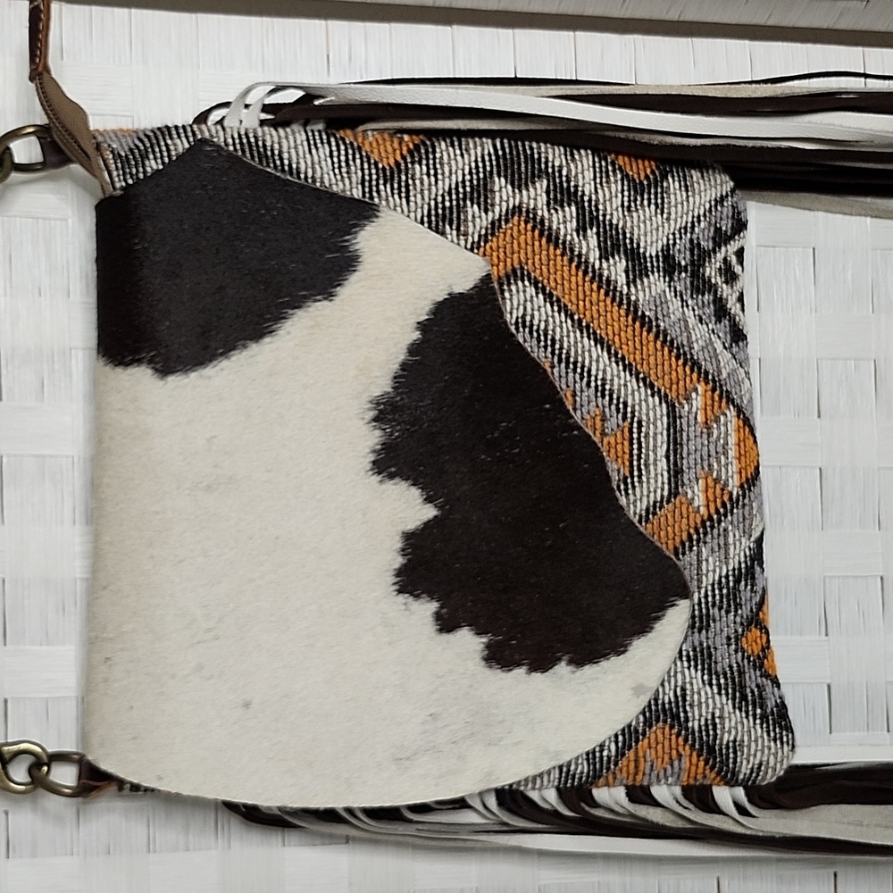 👉MYRA BAGS ~CORRAL TEMPO COWHIDE CROSSBODY FRINGED HAIR ON CONCEAL & CARRY BAG